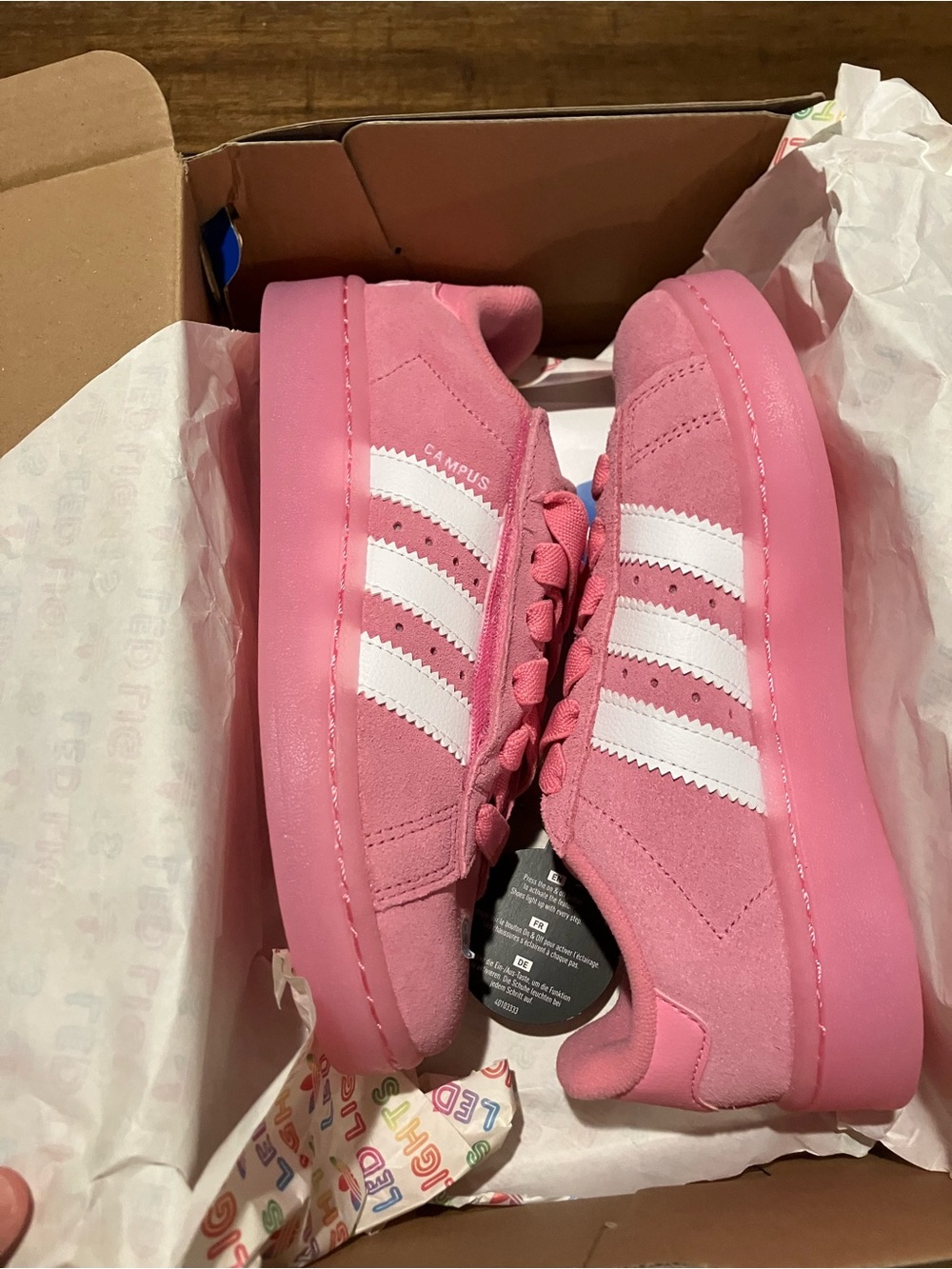 adidas Kids Pink & White Campus Suede Sneakers Sz 2.5 - Picture 1 of 5